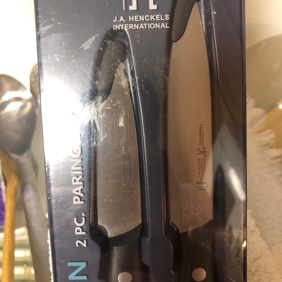 New Henkel’s International Paring knife set of 2 - Picture 6 of 6